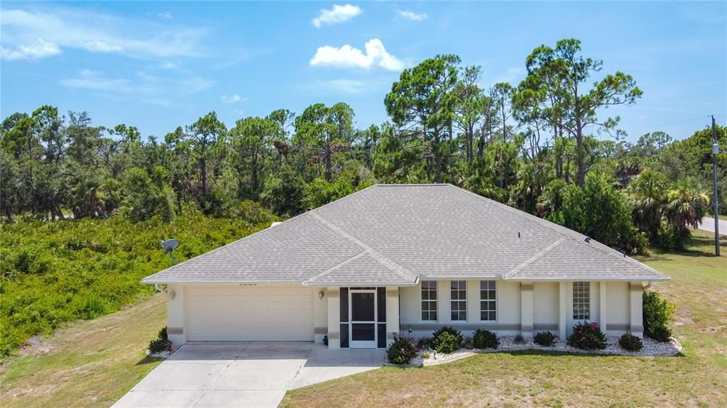 Recently Sold: $390,000 (3 beds, 2 baths, 1907 Square Feet)