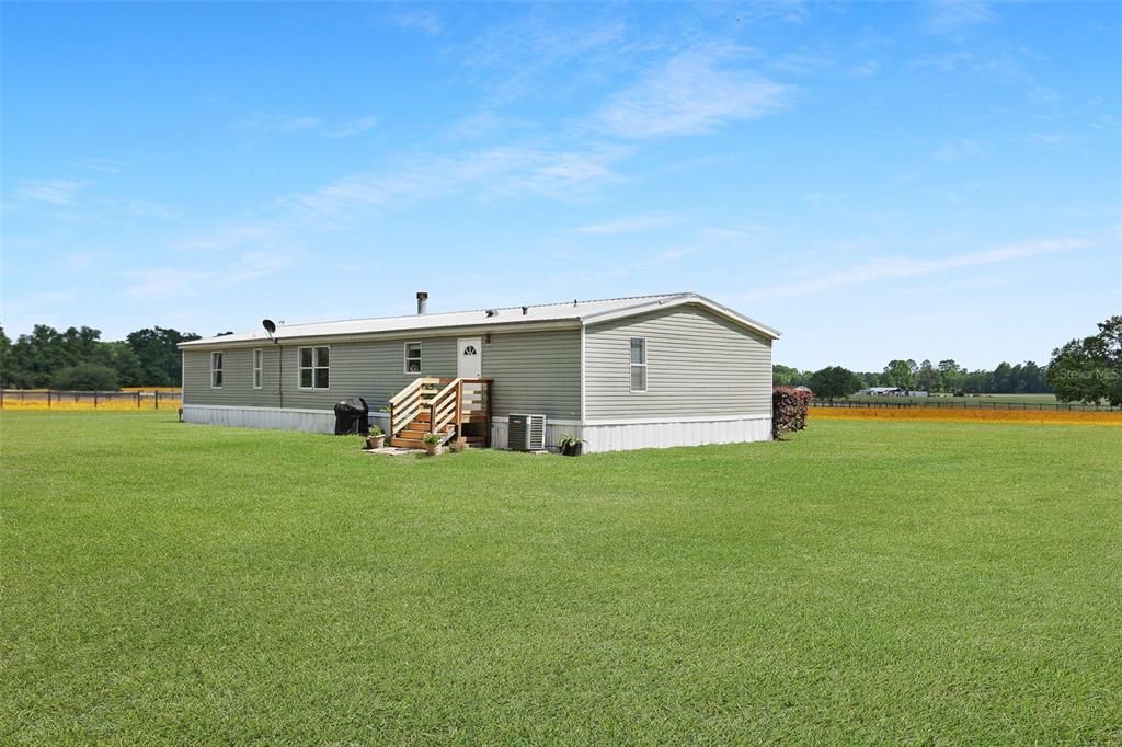 Active With Contract: $420,000 (4 beds, 2 baths, 1971 Square Feet)