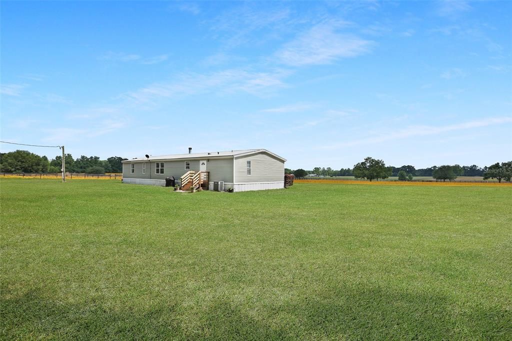 Active With Contract: $420,000 (4 beds, 2 baths, 1971 Square Feet)