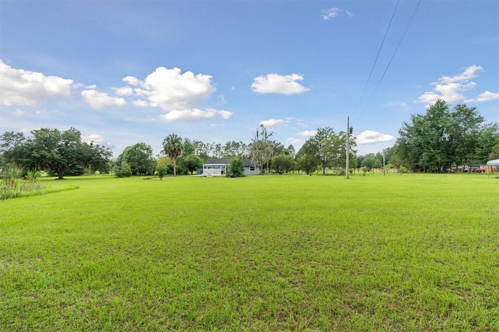 For Sale: $565,000 (4 beds, 2 baths, 1938 Square Feet)