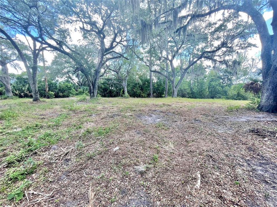 Active With Contract: $199,000 (1.39 acres)