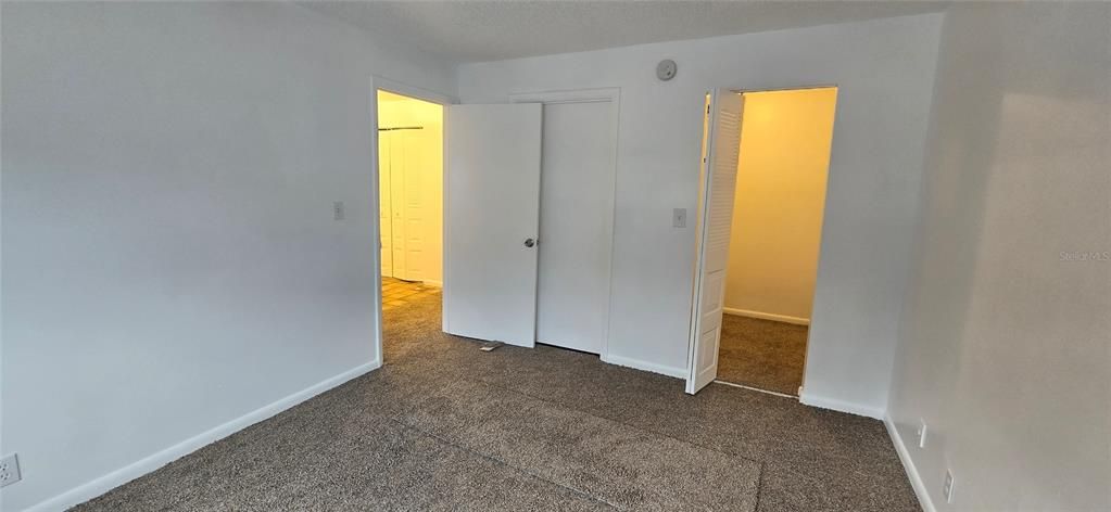 For Rent: $1,095 (2 beds, 1 baths, 961 Square Feet)