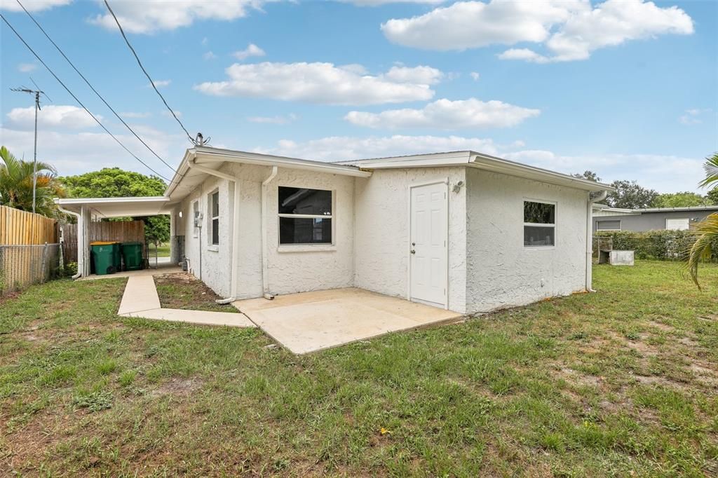 For Sale: $319,900 (3 beds, 2 baths, 1417 Square Feet)