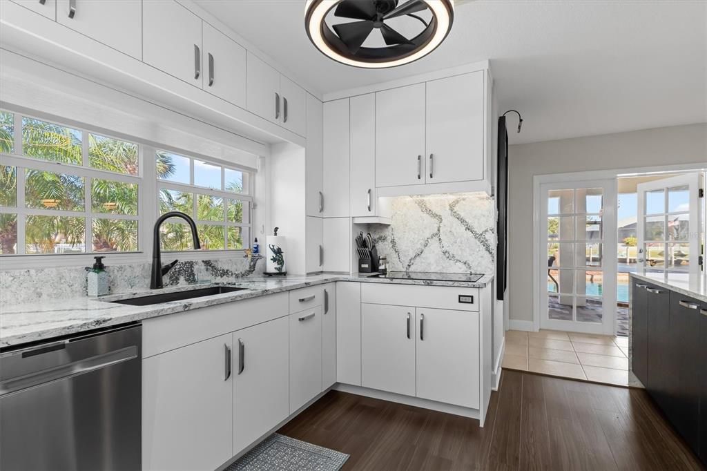 Kitchen totally remodeled TOP of the line