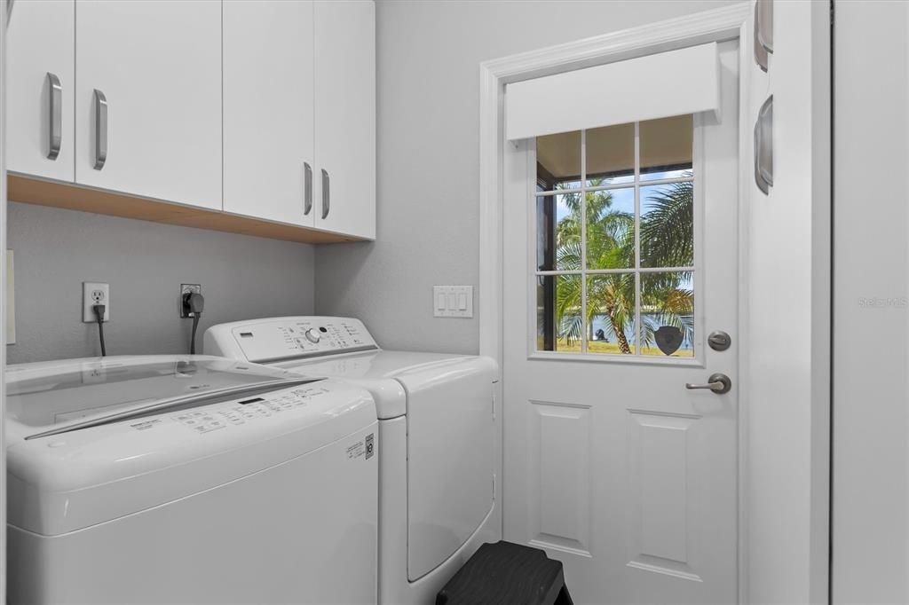 Laundry room off kitchen