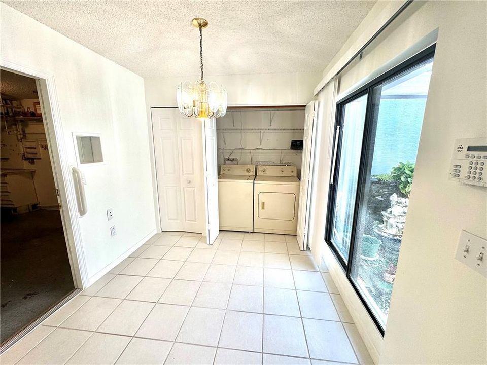 For Rent: $1,595 (2 beds, 2 baths, 1351 Square Feet)