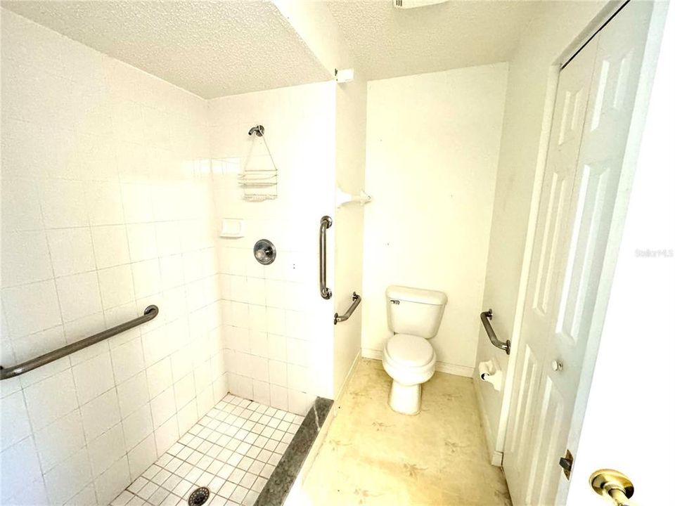 For Rent: $1,595 (2 beds, 2 baths, 1351 Square Feet)