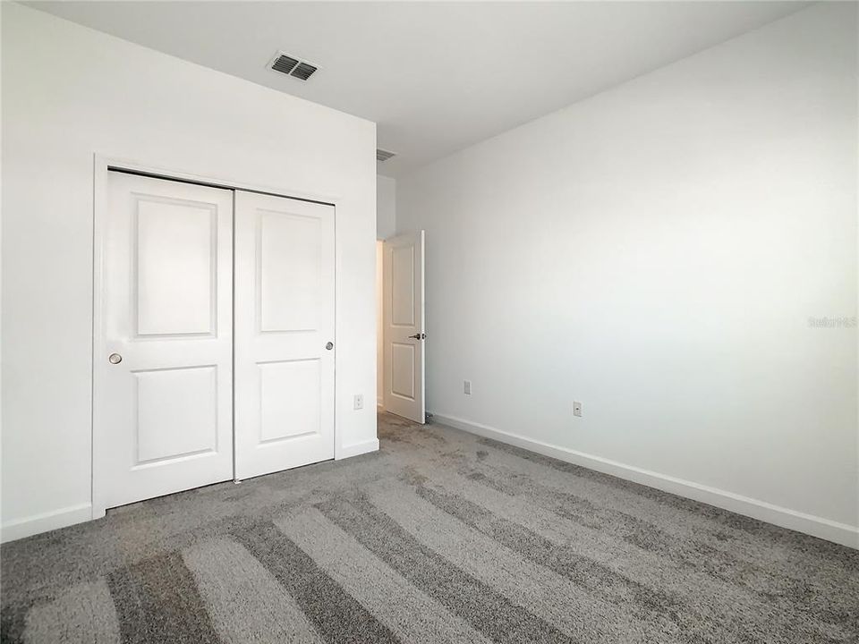 For Rent: $3,150 (3 beds, 2 baths, 2447 Square Feet)