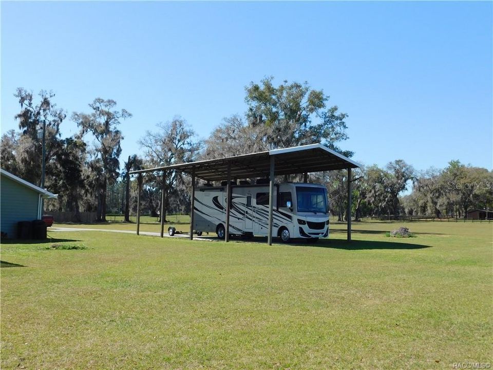 For Sale: $615,000 (4 beds, 2 baths, 3287 Square Feet)