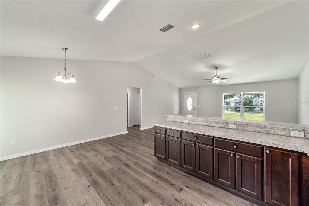 Active With Contract: $264,900 (3 beds, 2 baths, 1352 Square Feet)