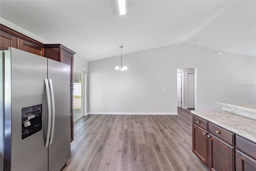 Active With Contract: $264,900 (3 beds, 2 baths, 1352 Square Feet)