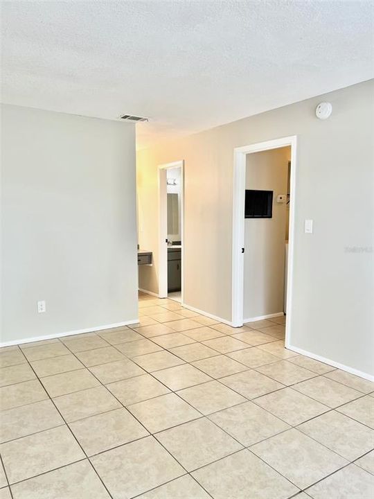 For Rent: $1,625 (2 beds, 2 baths, 960 Square Feet)