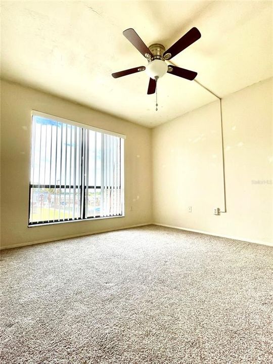 Active With Contract: $164,900 (3 beds, 2 baths, 1482 Square Feet)