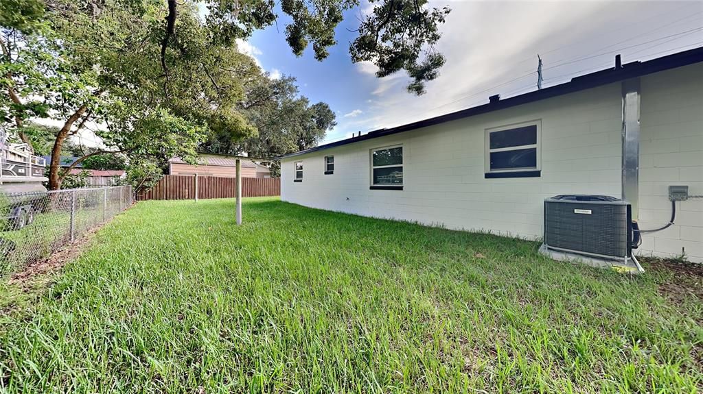 For Sale: $239,900 (3 beds, 1 baths, 1133 Square Feet)