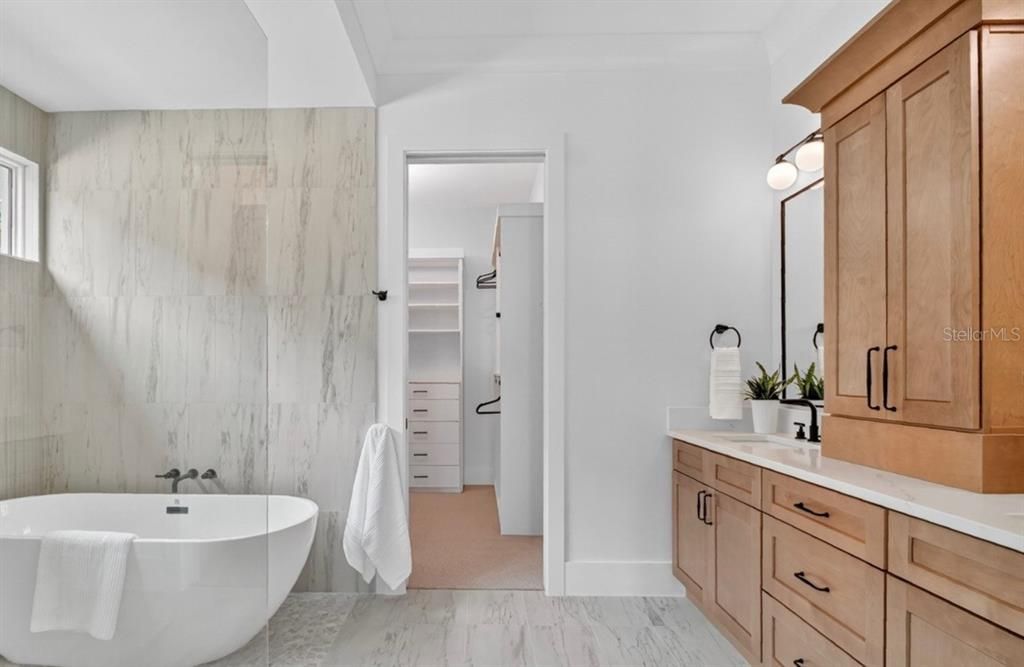 待售: $1,995,000 (4 贝兹, 4 浴室, 3511 平方英尺)