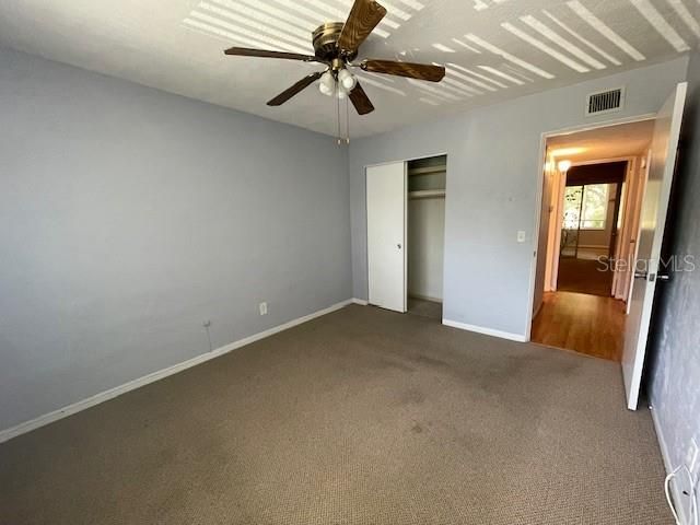 Active With Contract: $1,400 (2 beds, 2 baths, 1100 Square Feet)