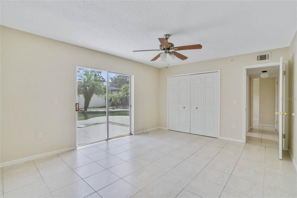 Active With Contract: $462,900 (5 beds, 3 baths, 2403 Square Feet)