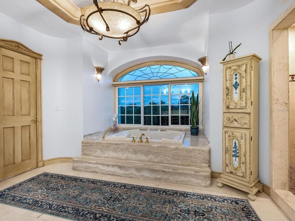 For Sale: $4,695,000 (4 beds, 4 baths, 5988 Square Feet)