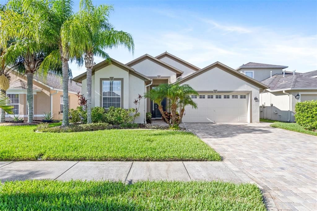 For Sale: $474,000 (3 beds, 2 baths, 2103 Square Feet)