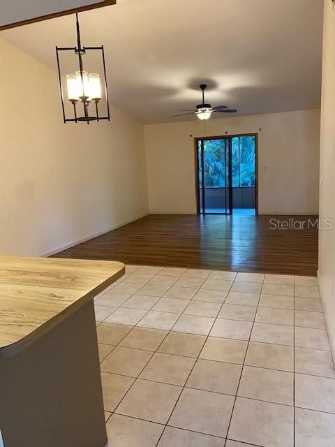 For Rent: $1,650 (2 beds, 2 baths, 1118 Square Feet)