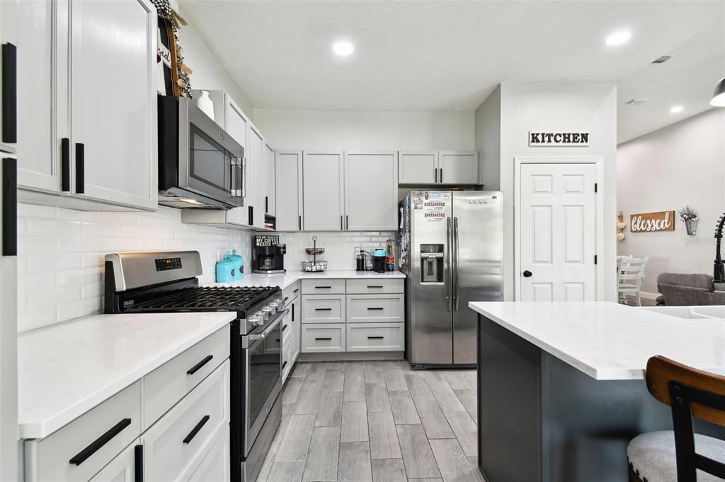 Active With Contract: $535,000 (4 beds, 3 baths, 2600 Square Feet)