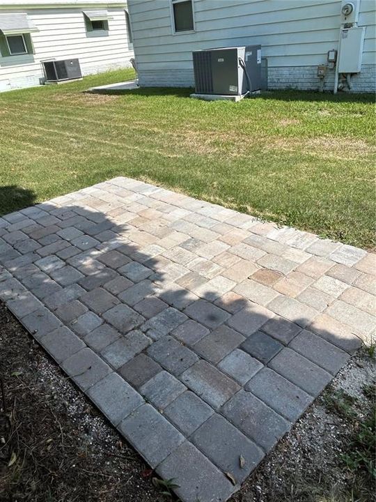 paver pad for grill or cart