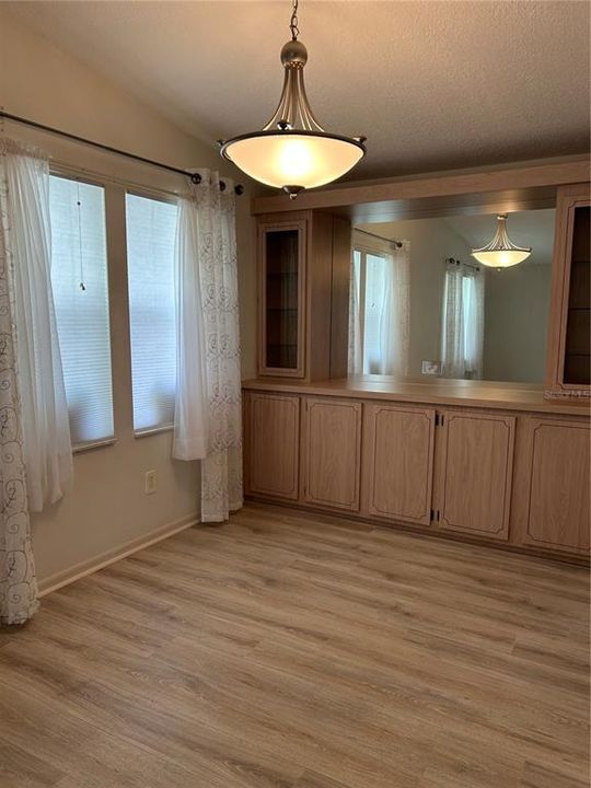 Dining rm with built in no furniture