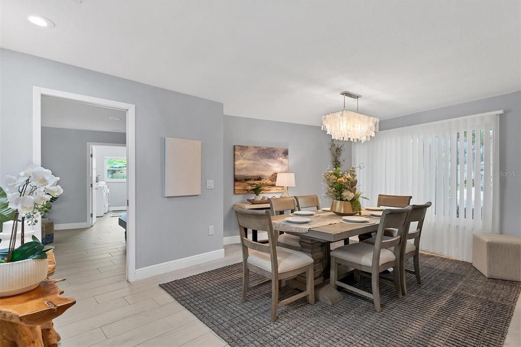 Active With Contract: $879,000 (4 beds, 2 baths, 2594 Square Feet)