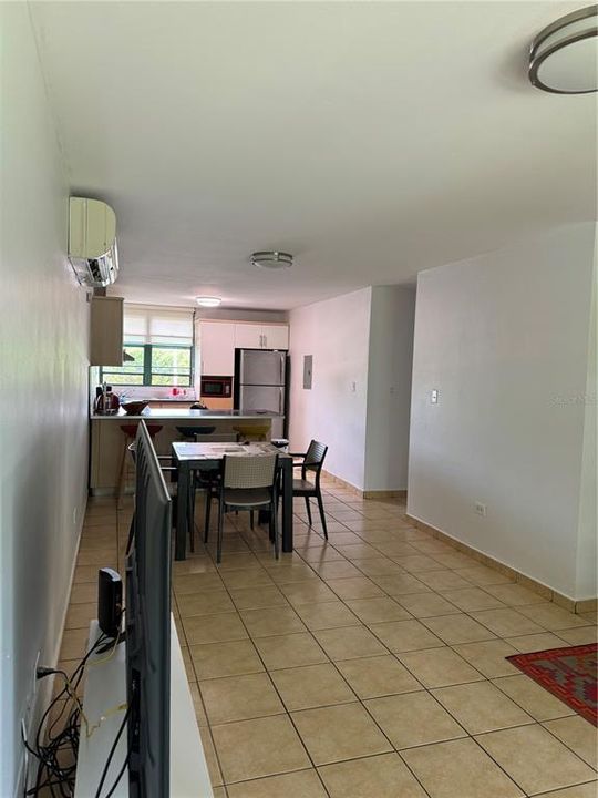 出租: $1,900 (3 贝兹, 2 浴室, 1168 平方英尺)