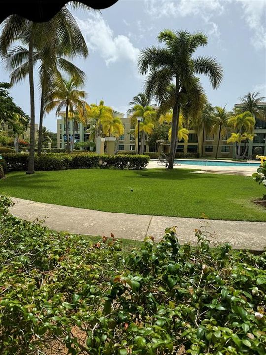 出租: $1,900 (3 贝兹, 2 浴室, 1168 平方英尺)