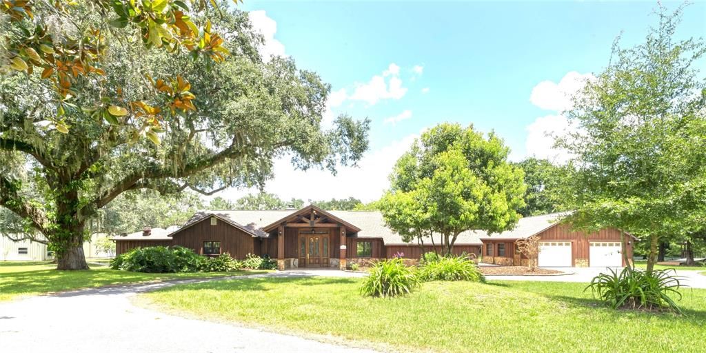 Recently Sold: $1,300,000 (3 beds, 3 baths, 3202 Square Feet)