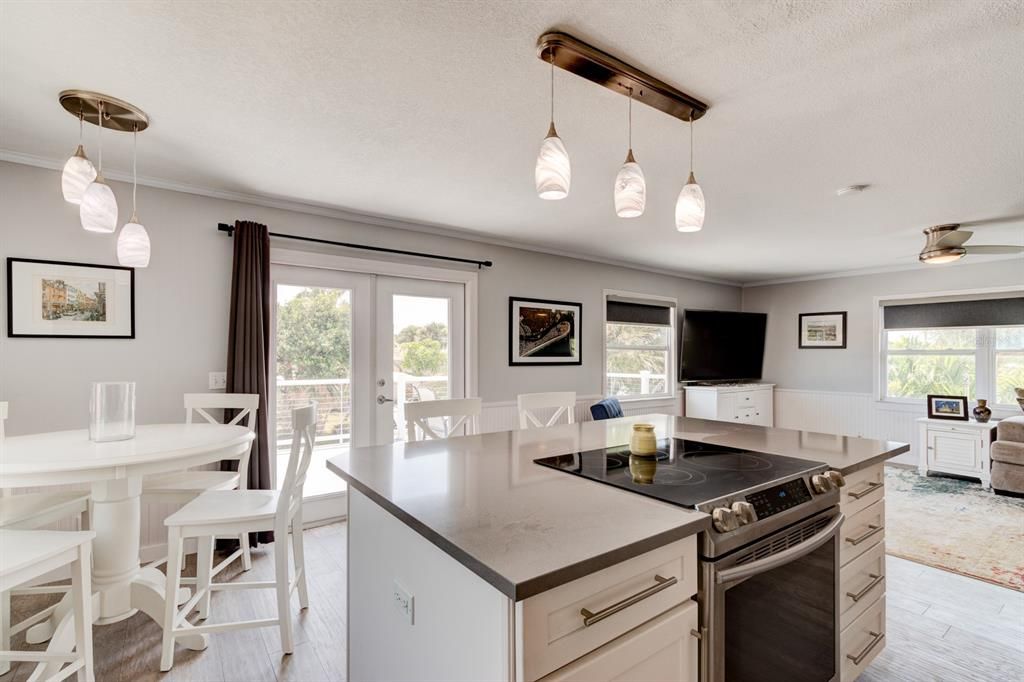 Pendant Lighting Over Kitchen Island