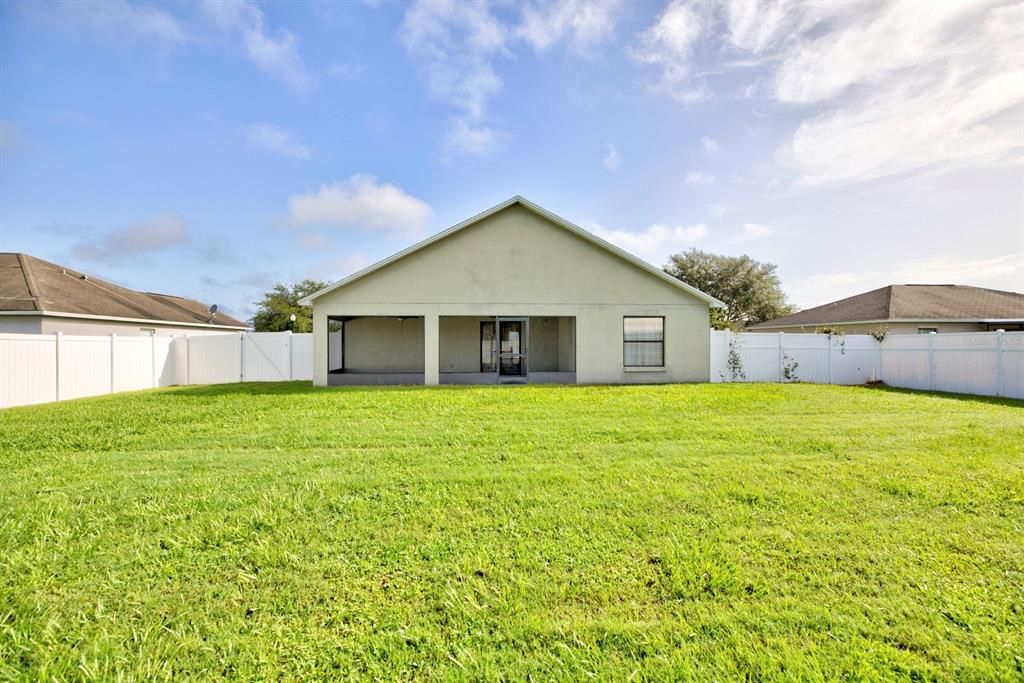 Active With Contract: $265,000 (2 beds, 2 baths, 1332 Square Feet)