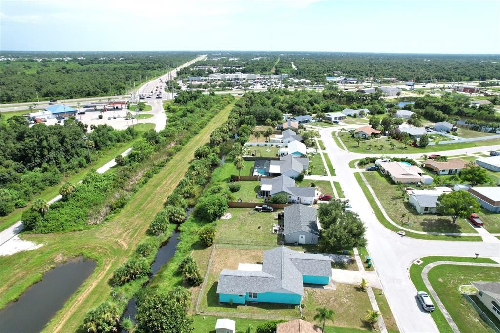 Active With Contract: $215,000 (3 beds, 3 baths, 1641 Square Feet)