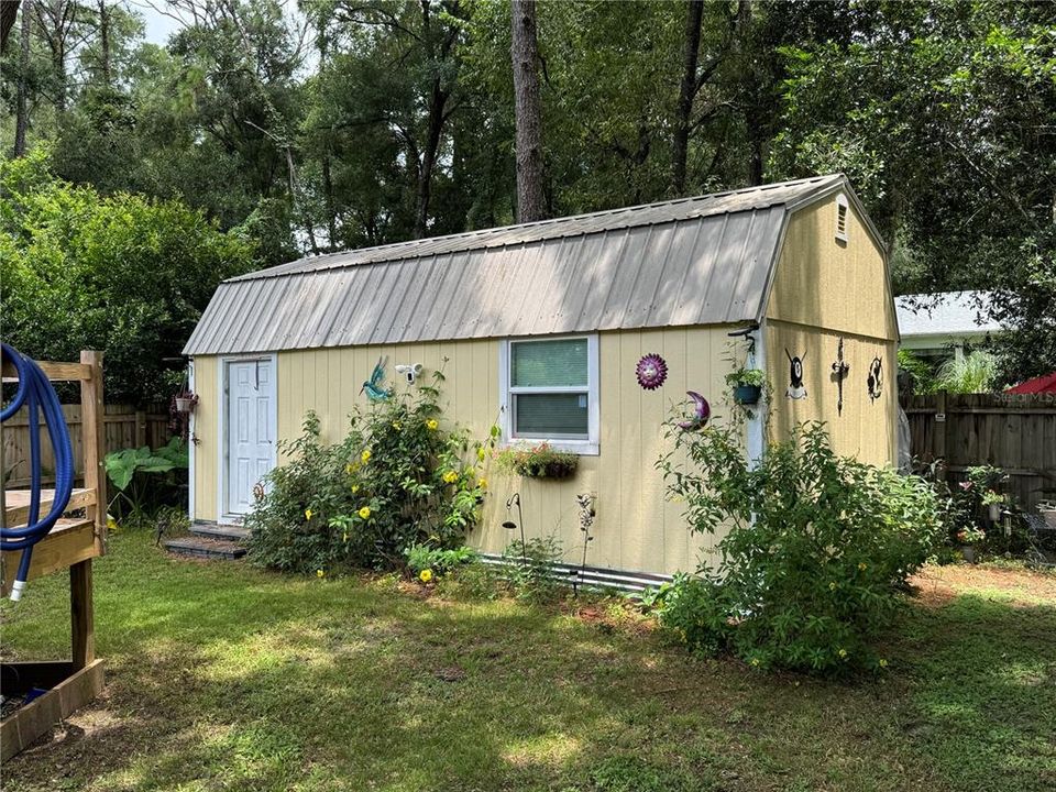 Active With Contract: $270,000 (3 beds, 2 baths, 1330 Square Feet)