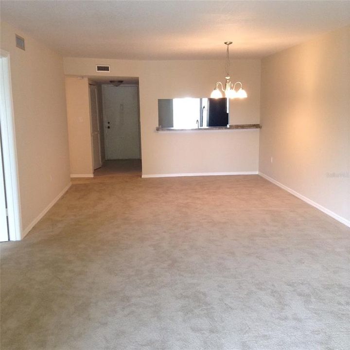 For Rent: $1,850 (2 beds, 2 baths, 970 Square Feet)