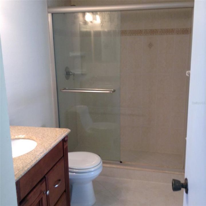 For Rent: $1,850 (2 beds, 2 baths, 970 Square Feet)