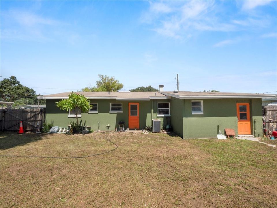 For Sale: $230,000 (4 beds, 2 baths, 1328 Square Feet)