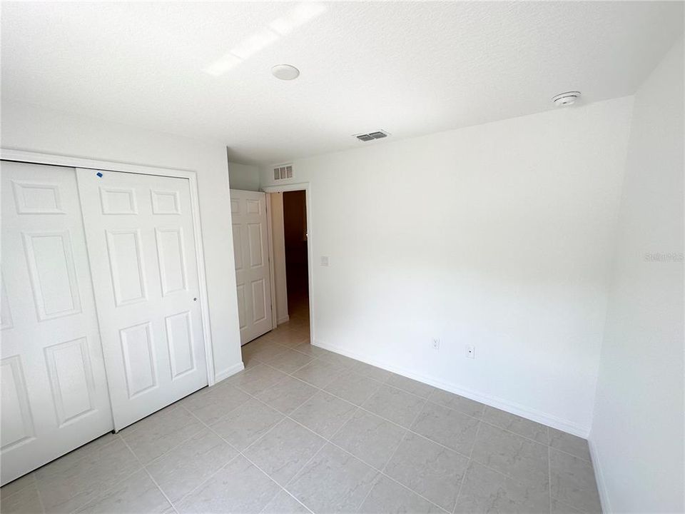 For Rent: $1,725 (3 beds, 2 baths, 1200 Square Feet)