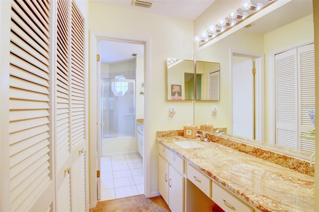 For Sale: $379,500 (2 beds, 2 baths, 1659 Square Feet)