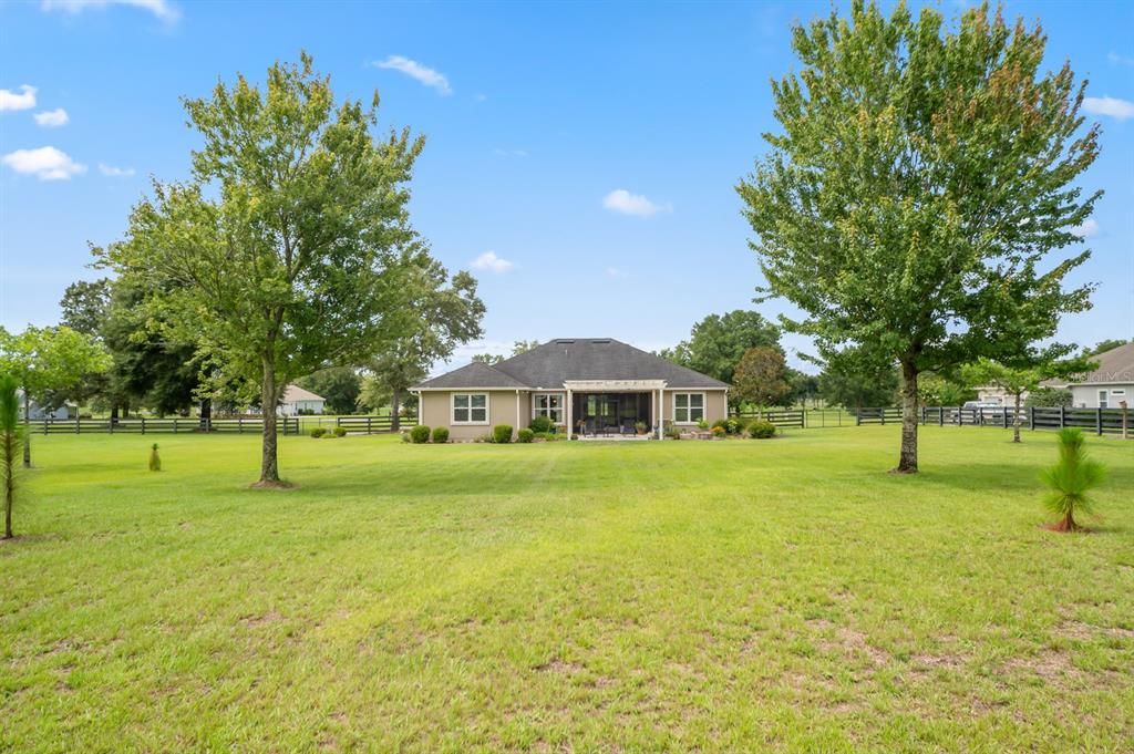 For Sale: $750,000 (4 beds, 3 baths, 2507 Square Feet)