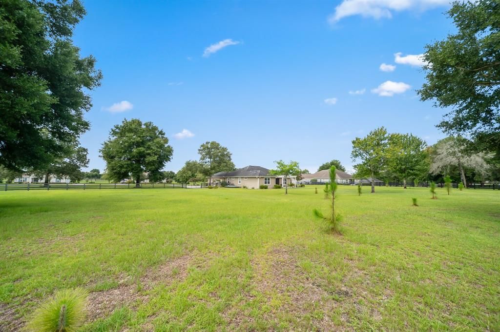 For Sale: $750,000 (4 beds, 3 baths, 2507 Square Feet)