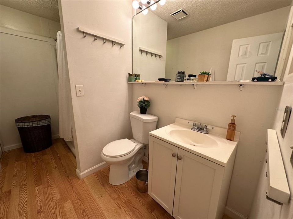 For Rent: $1,800 (2 beds, 2 baths, 1624 Square Feet)