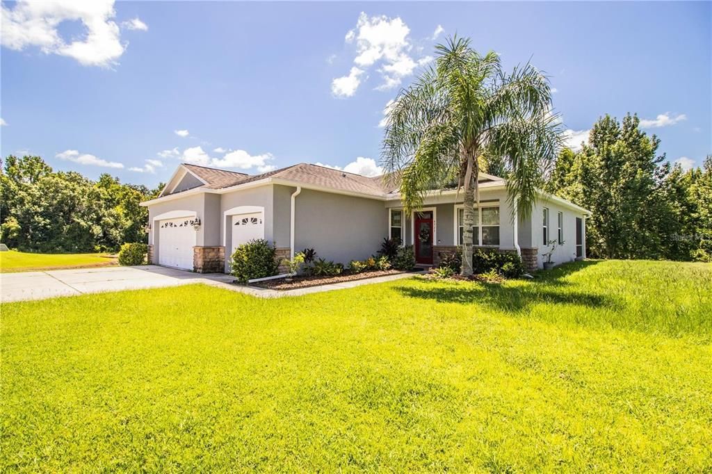 For Sale: $354,900 (3 beds, 2 baths, 1937 Square Feet)