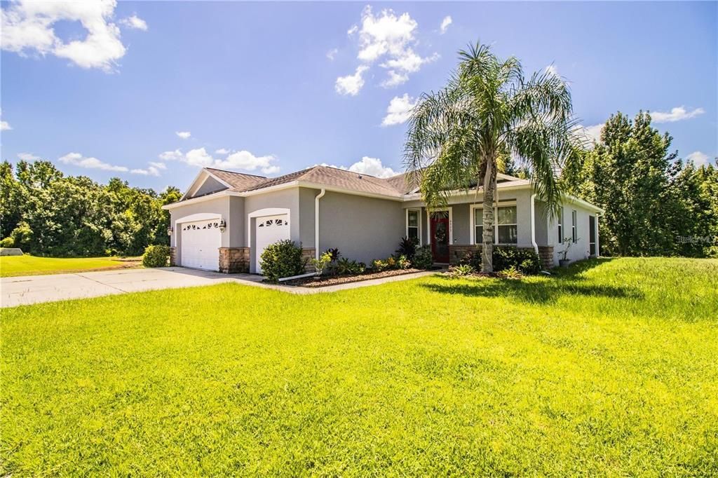 For Sale: $354,900 (3 beds, 2 baths, 1937 Square Feet)