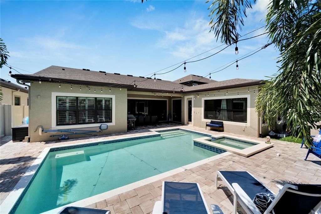 Active With Contract: $780,000 (5 beds, 3 baths, 2618 Square Feet)