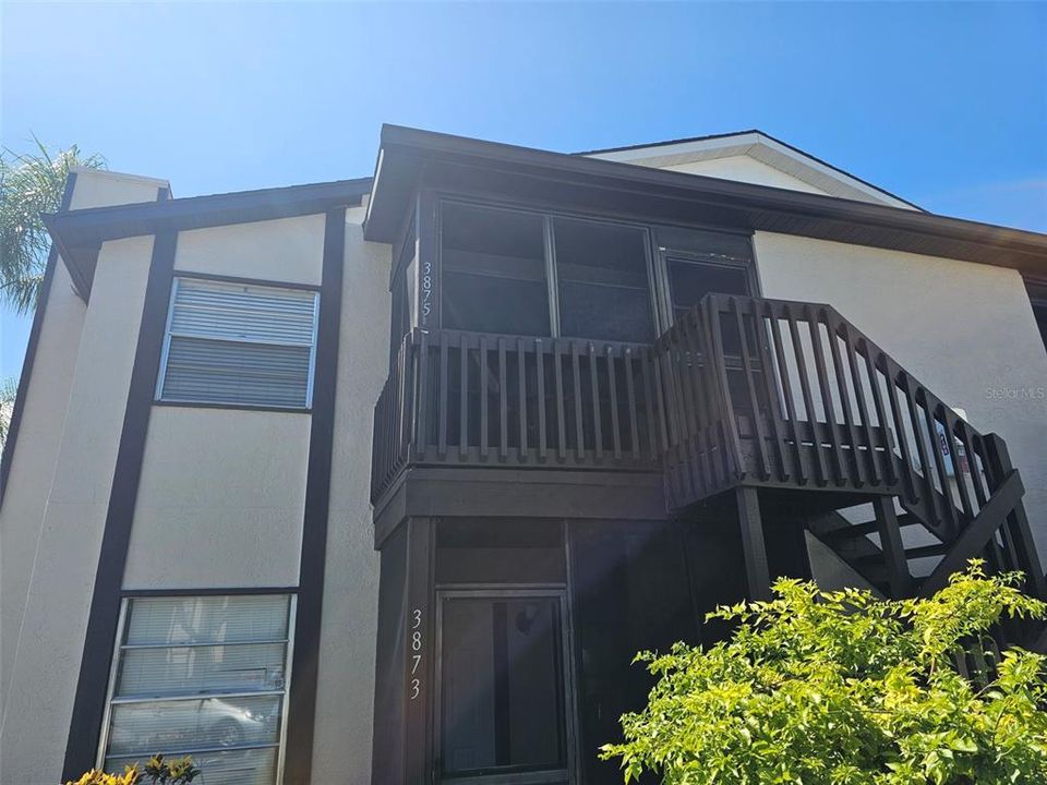 Activo con contrato: $1,200 (2 camas, 2 baños, 912 Pies cuadrados)