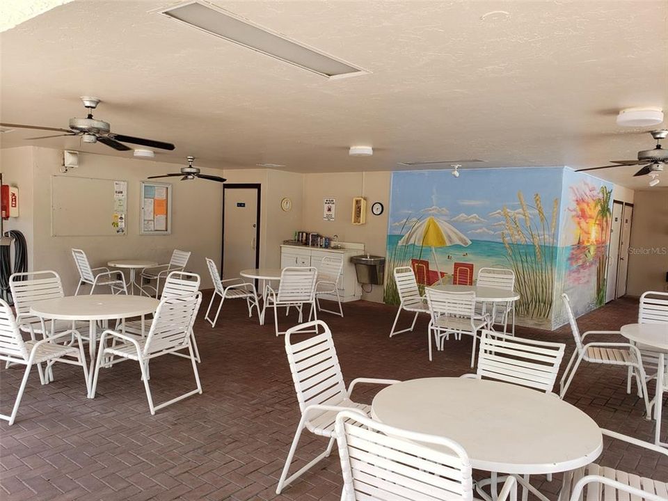 Activo con contrato: $1,200 (2 camas, 2 baños, 912 Pies cuadrados)