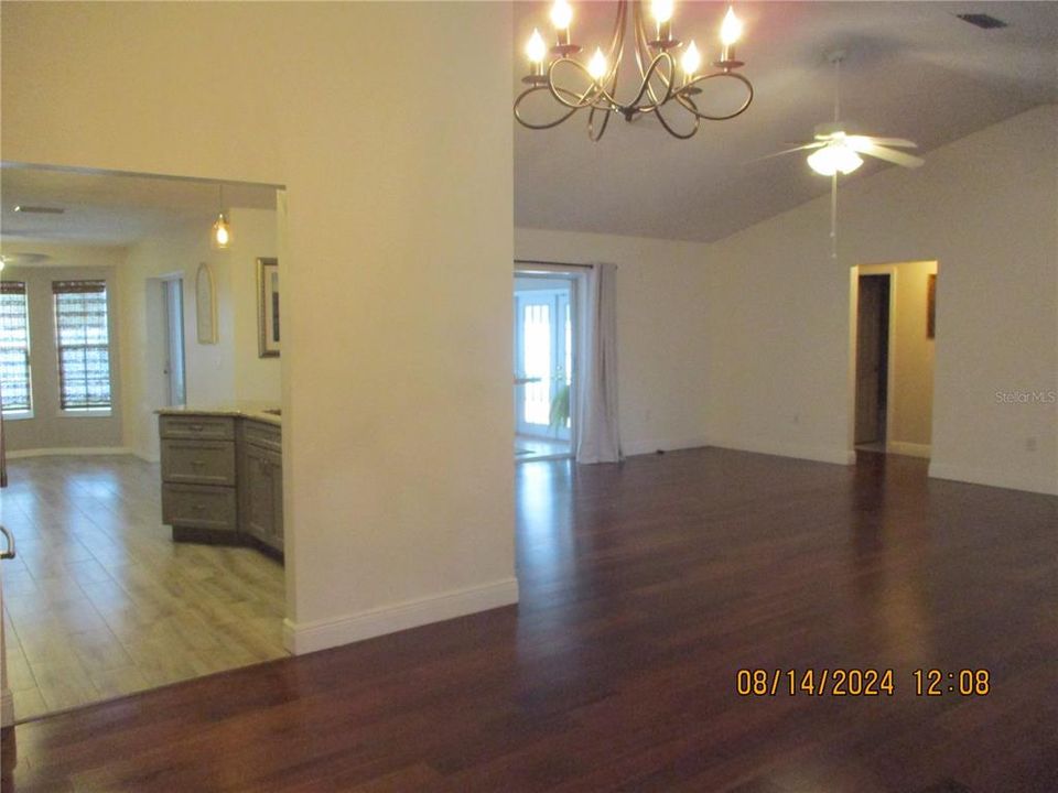 For Rent: $2,200 (2 beds, 2 baths, 1608 Square Feet)