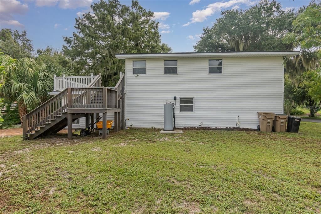 For Sale: $395,000 (3 beds, 2 baths, 2156 Square Feet)